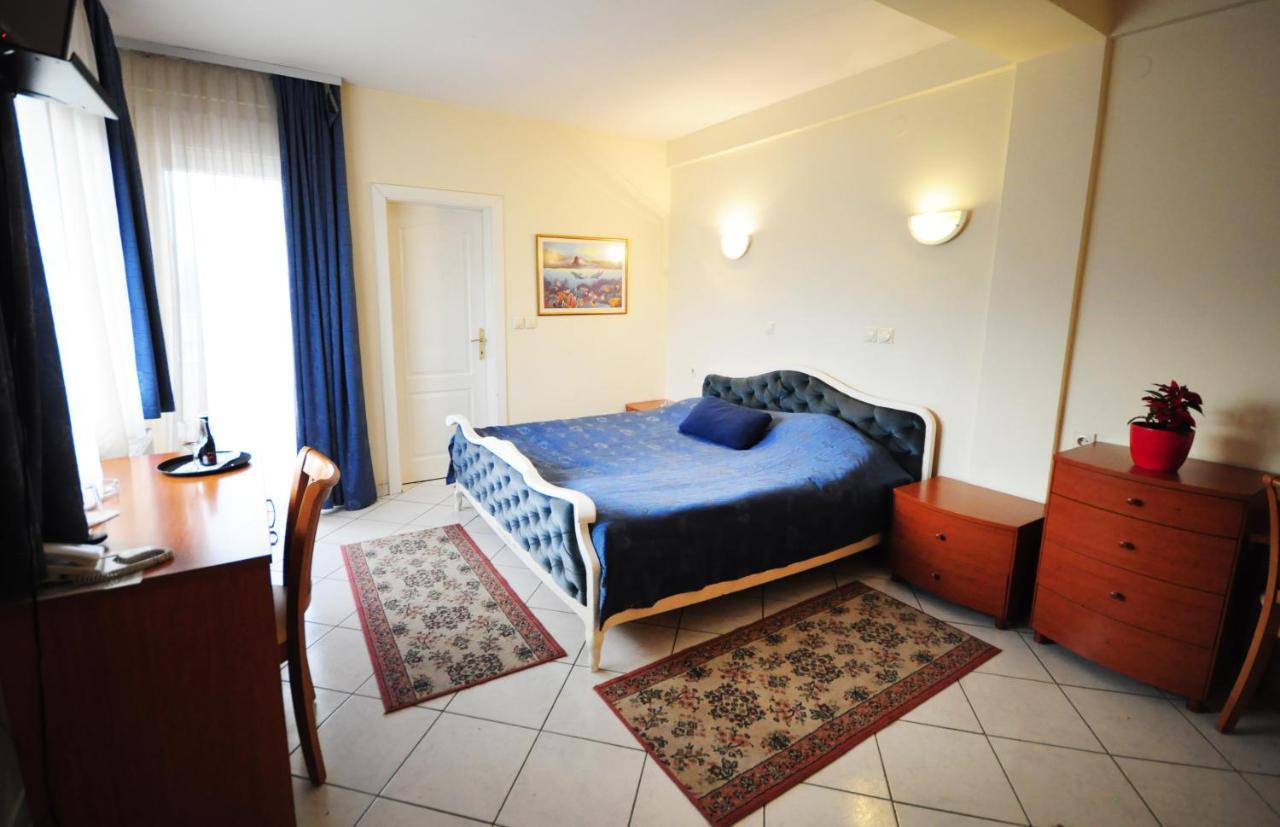 Vip Hotel Skopje - New Management 외부 사진