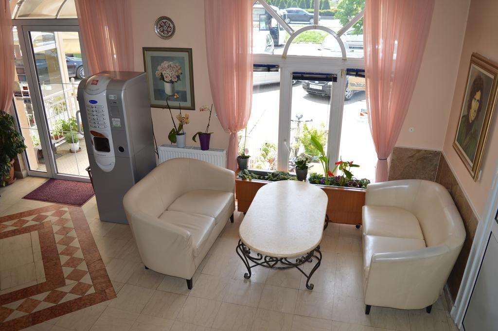 Vip Hotel Skopje - New Management 외부 사진