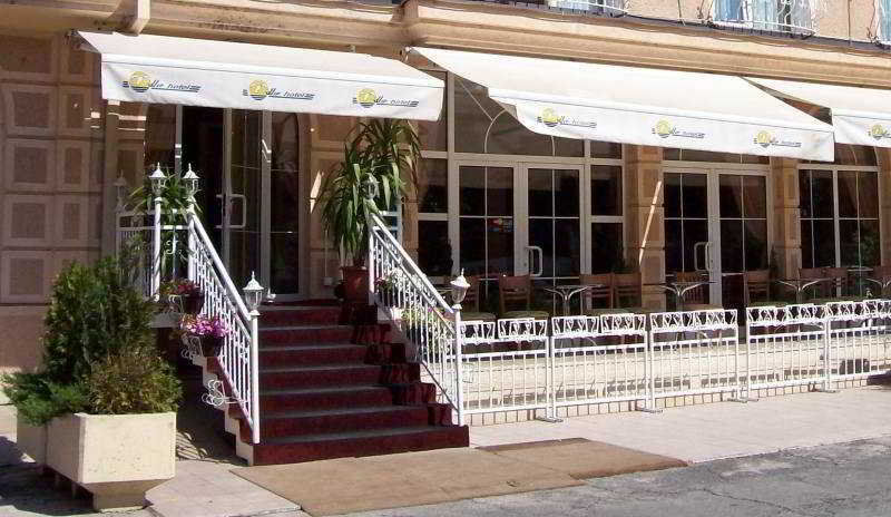 Vip Hotel Skopje - New Management 외부 사진