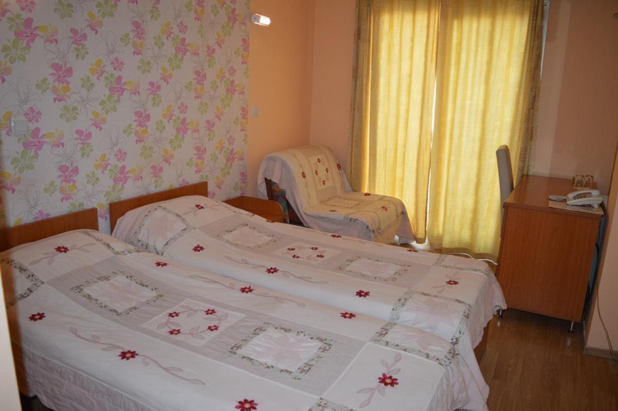 Vip Hotel Skopje - New Management 외부 사진