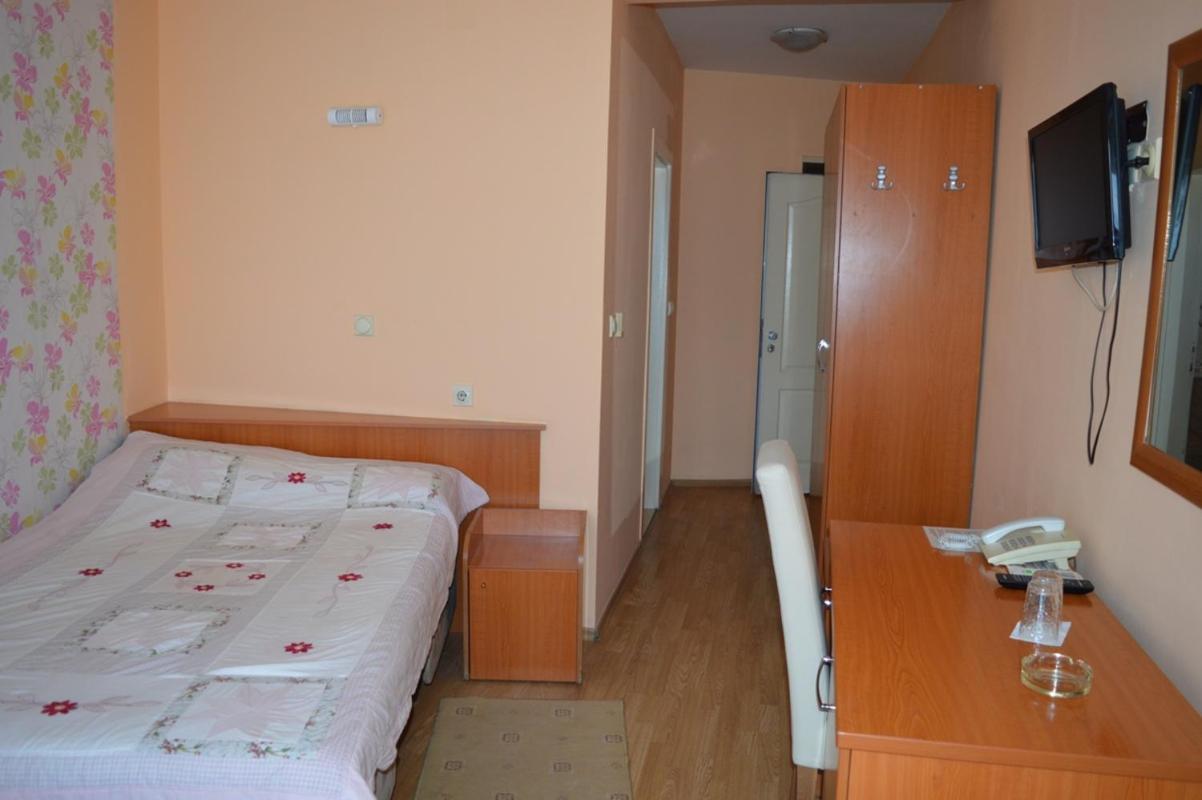 Vip Hotel Skopje - New Management 외부 사진